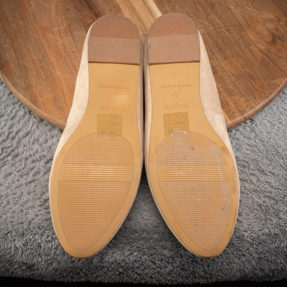 J. Crew Women's Light Khaki Loafers Flats Comfort Shoe with Bow - Size 7.5